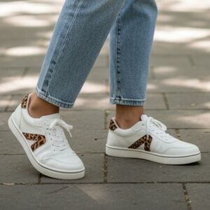 MIA Platform Sneakers White Lace Up Size 8.5